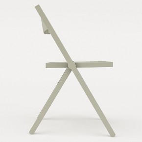 El arquitecto David Chipperfield diseña la primera silla plegable de Alessi El arquitecto David Chipperfield diseña la primera silla plegable de Alessi
