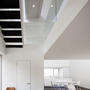 Una casa llena de luz, por David Jameson Architects Una casa llena de luz, por David Jameson Architects