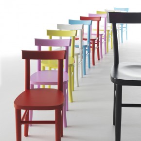 La silla Cherish de Horm se convierte en "Baby" La silla Cherish de Horm se convierte en "Baby"