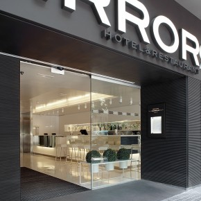 Hotel Mirror, de GCA Arquitectos Asociados: reflejos urbanos en el Eixample barcelonés Hotel Mirror, de GCA Arquitectos Asociados: reflejos urbanos en el Eixample barcelonés