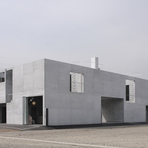 El microcosmos de hormigón del estudio Ikimono Architects El microcosmos de hormigón del estudio Ikimono Architects