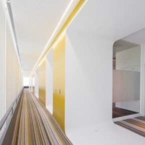 Oficinas para trabajar y divertirse, proyectadas por Pedra Silva Arquitectos Oficinas para trabajar y divertirse, proyectadas por Pedra Silva Arquitectos