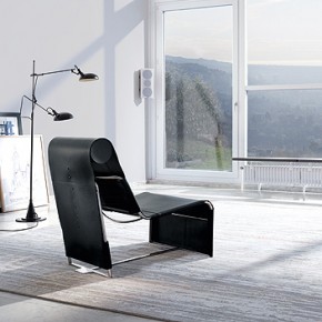 Belleza funcional en cuero y acero para la silla Atelier, del estudio EOOS Belleza funcional en cuero y acero para la silla Atelier, del estudio EOOS