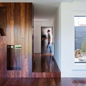 La casa con el corazón de madera, por Gaztelu Jerez Arquitectos La casa con el corazón de madera, por Gaztelu Jerez Arquitectos