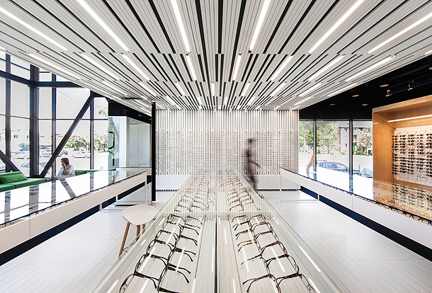 óptica-la-shed-architecture-canada (1)