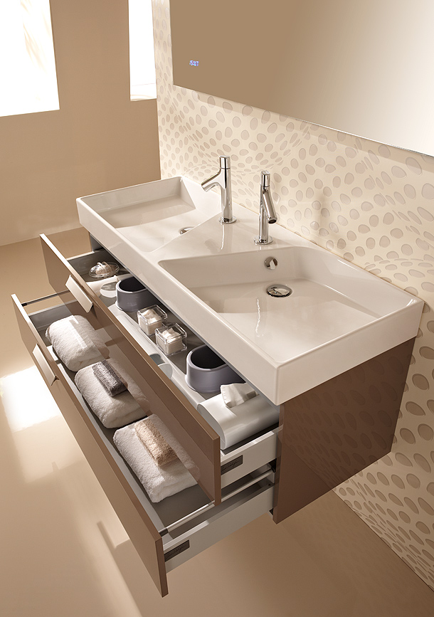 Rythmik muebles y lavabos de líneas geométricas de Jacob Delafon Rythmik muebles y lavabos de líneas geométricas de Jacob Delafon
