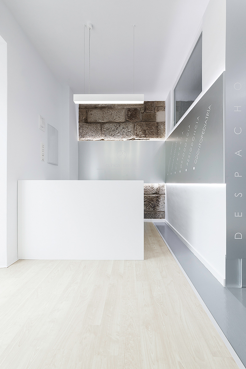 clínica-dental-cangas-nan-arquitectos (4)