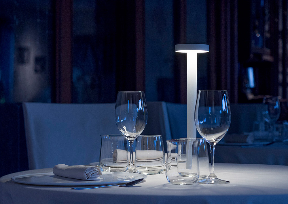 la luz en el plato davide groppi en minim